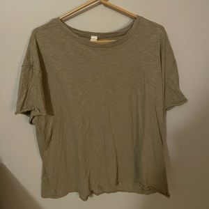 6/$10 Green TShirt